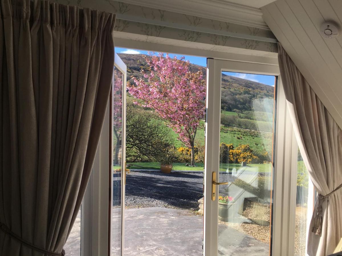 The Garden Room At Sleepy Hollow Louisburgh Exterior photo